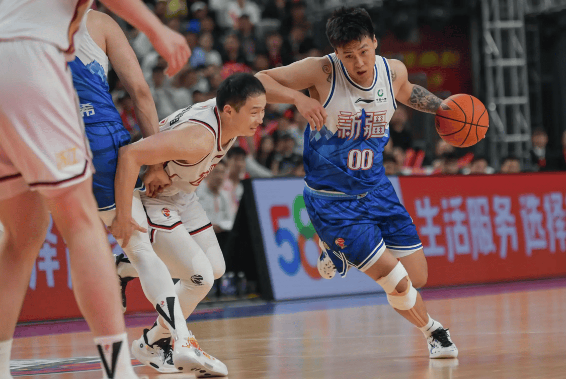 效力于广东, 年后的今天, 赛季仅仅出 效力于广东, 年后的今天, 赛季仅仅出