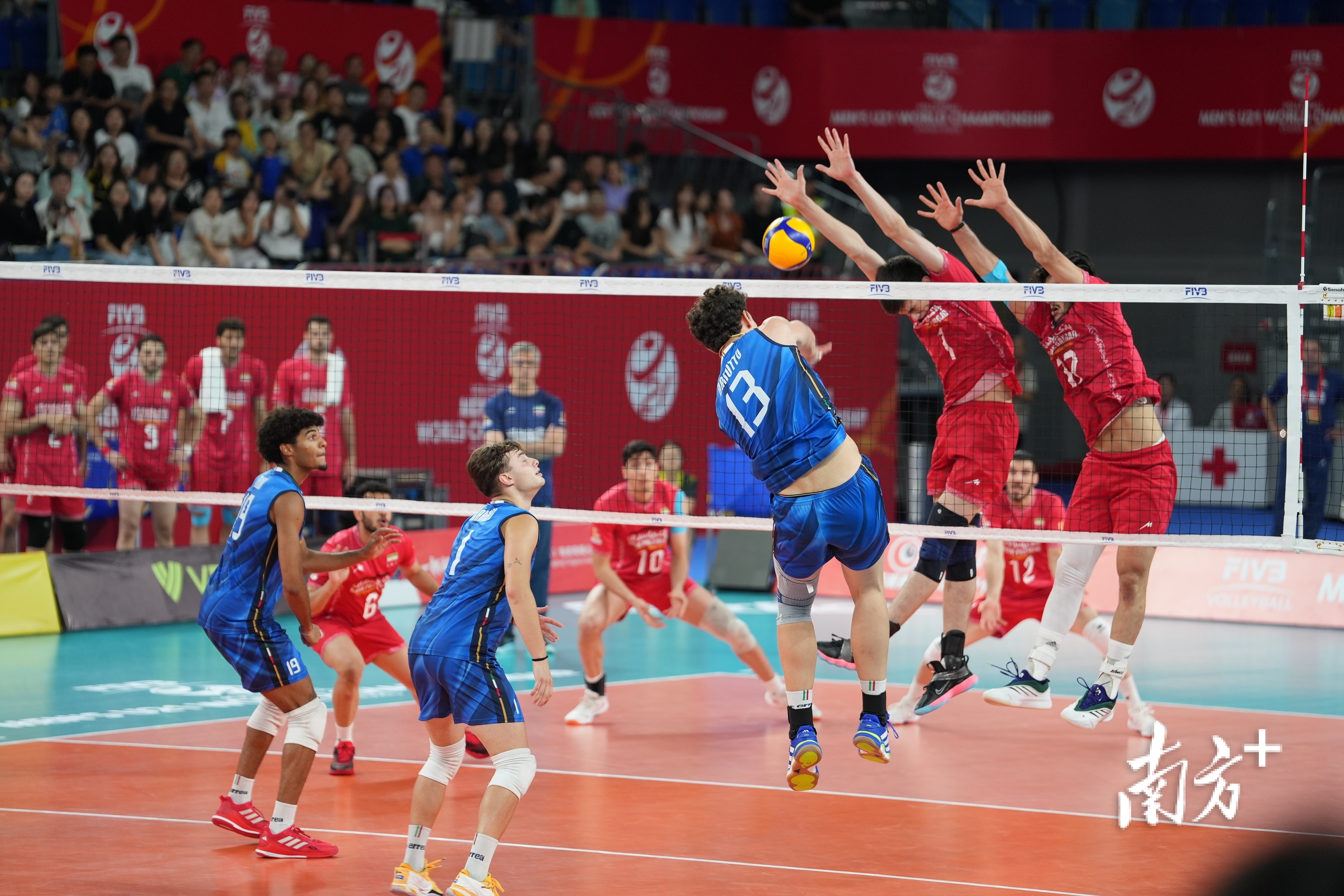 座城市在国, src, cn 座城市在国, src, cn