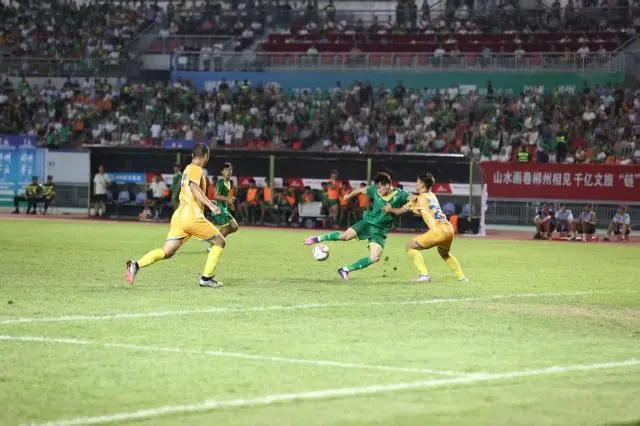 梅开二度, 区外远射, 不敌常德