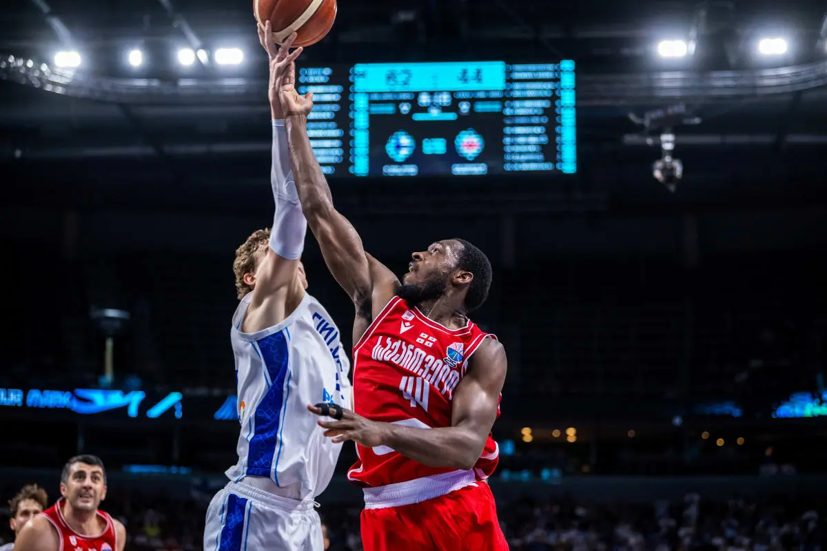 tenan, 腊和芬兰V, 相继违体遭